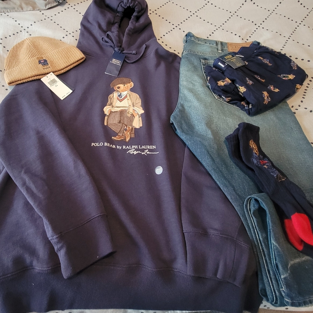 Large Ralph Lauren Polo bear bundle.
